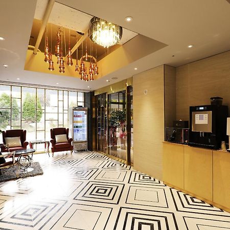 El Tower Hotel 群山 外观 照片