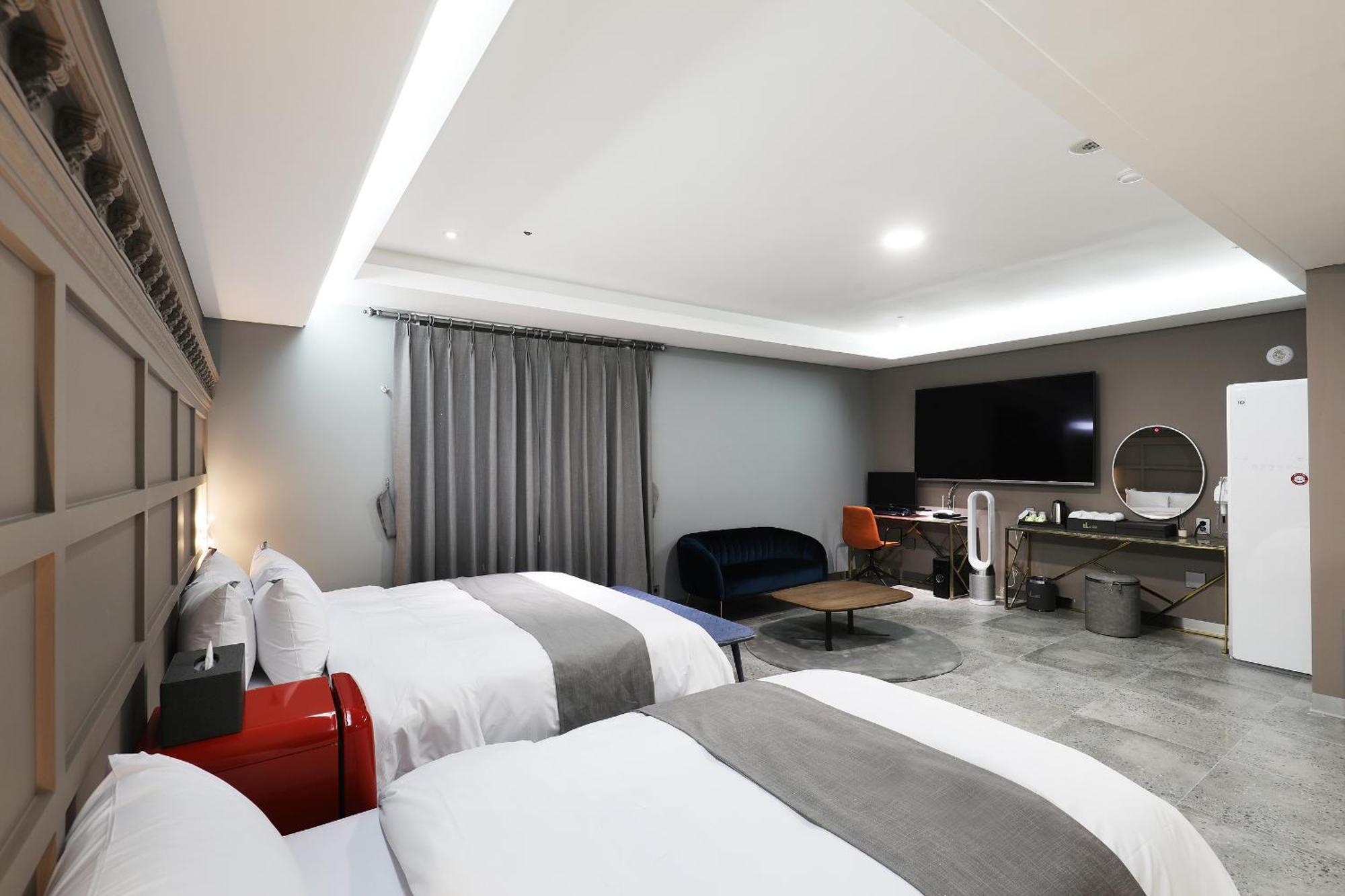 El Tower Hotel 群山 外观 照片