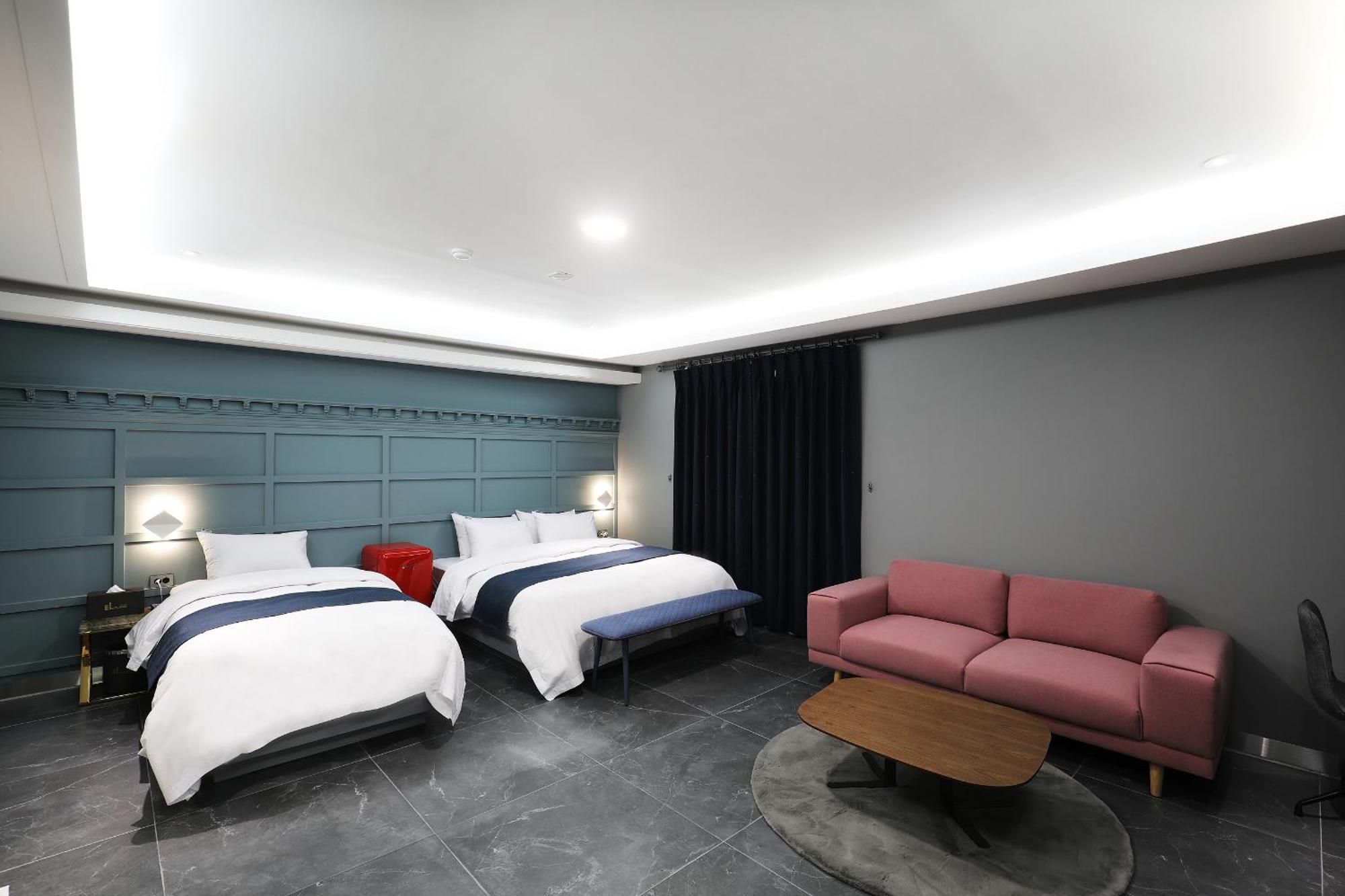El Tower Hotel 群山 外观 照片