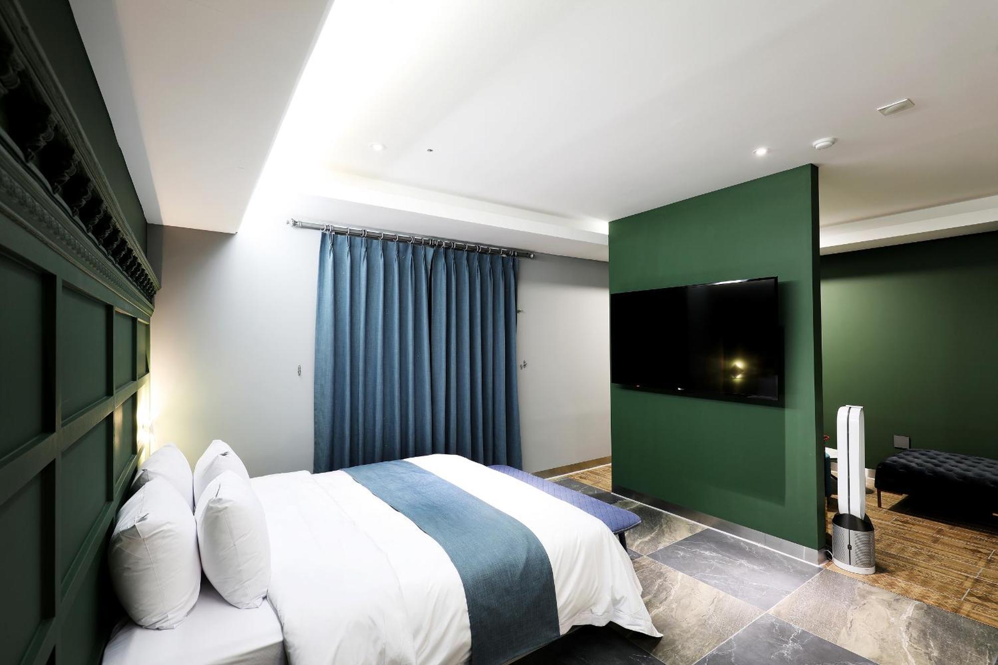 El Tower Hotel 群山 外观 照片